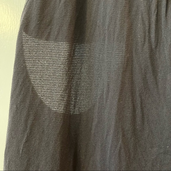 Lululemon Practice Freely Tank - Black - Size 6 - Picture 7 of 12